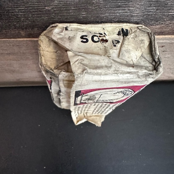 Vintage 7 oz. Bar OCTAGON Laundry Soap in Original Wrapper Discontinued READ - Picture 4 of 5